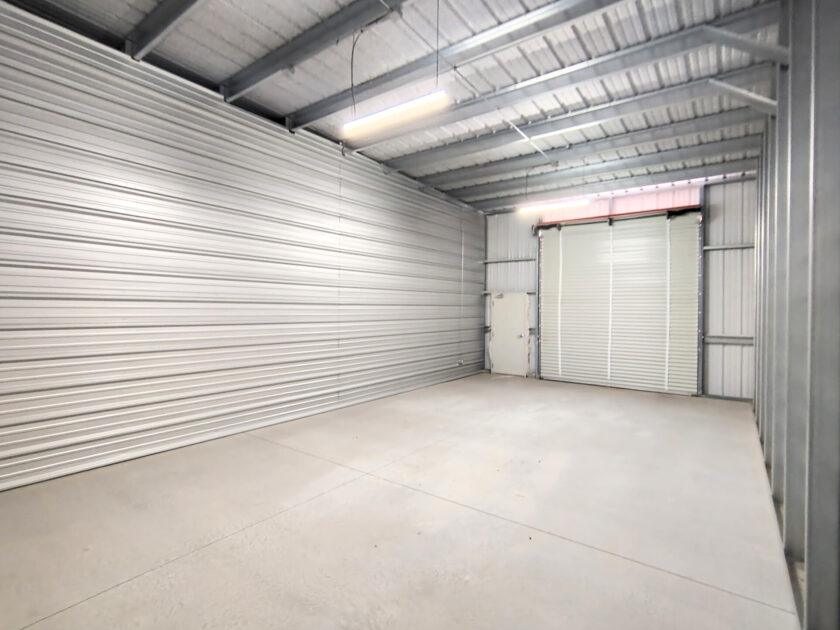 Commerical-Shop-Space-Bellevue-NE empty warehouse space with lights in Bellevue NE