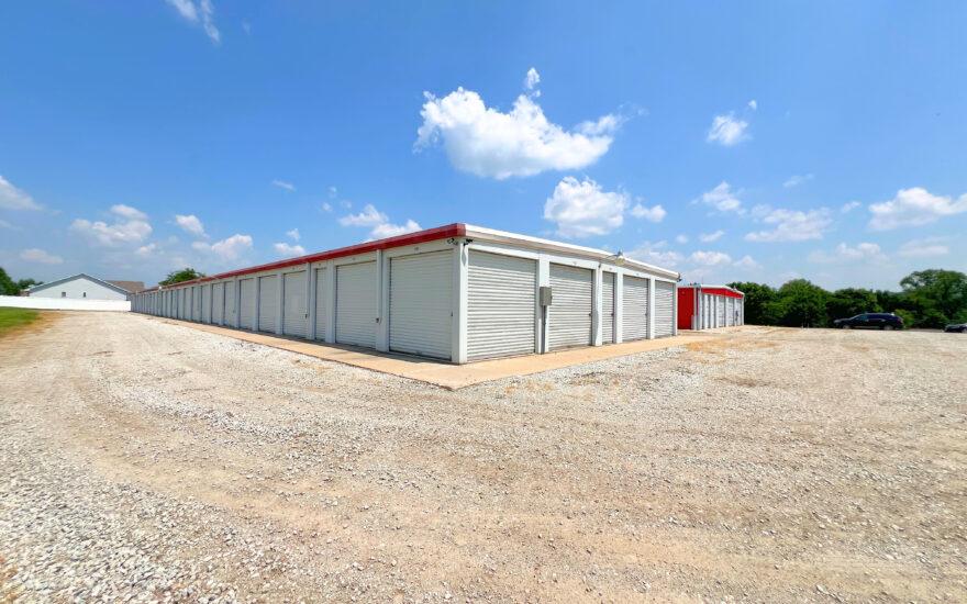 storage units in nebraska with blue sky background