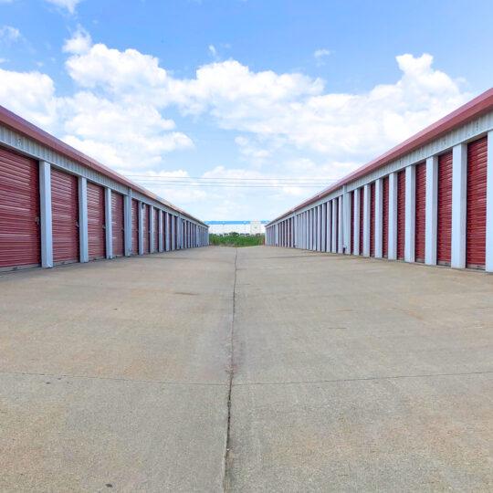 storage-bondurant-ia self storage units bondurant ia