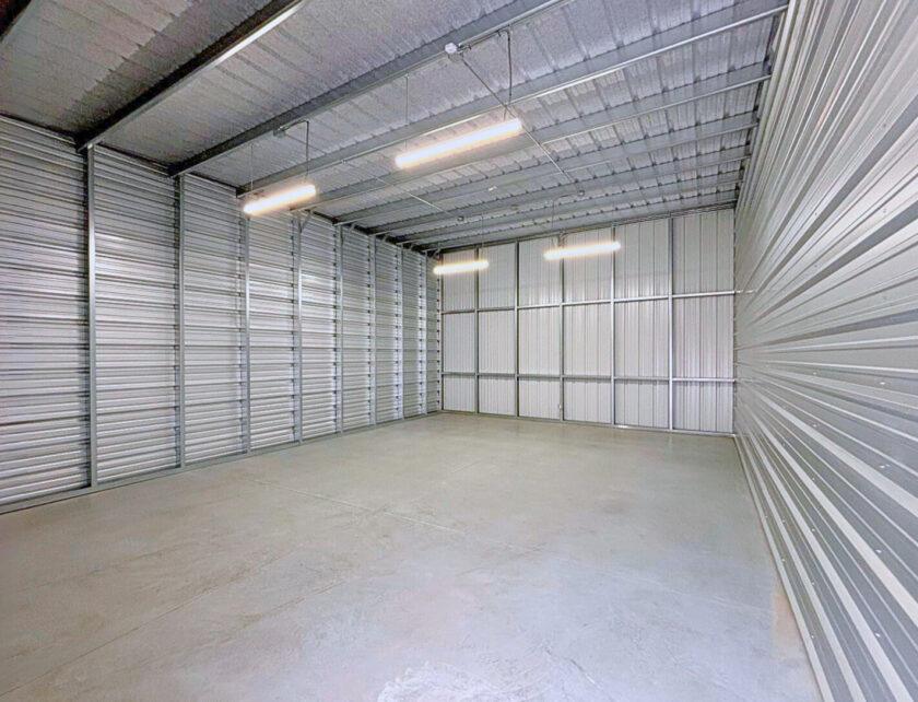 warehouse-space-wahoo-ne empty warehouse space with lights and power